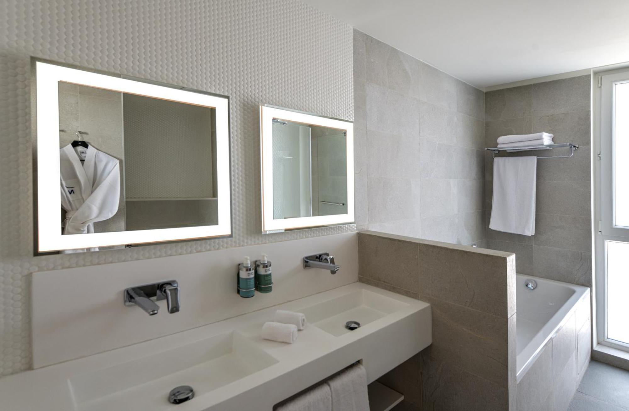 Novotel Лубумбаши Екстериор снимка