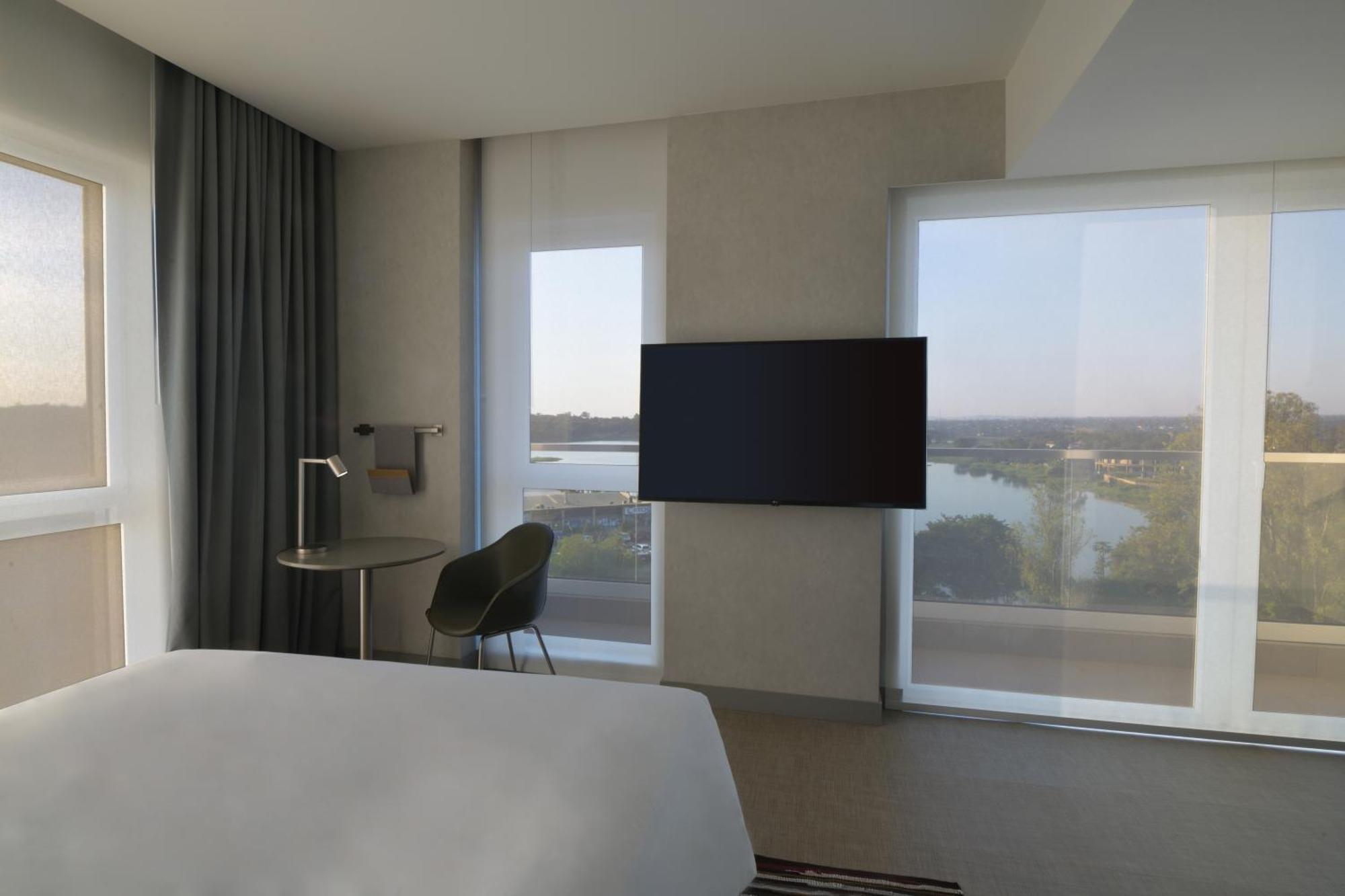 Novotel Лубумбаши Екстериор снимка